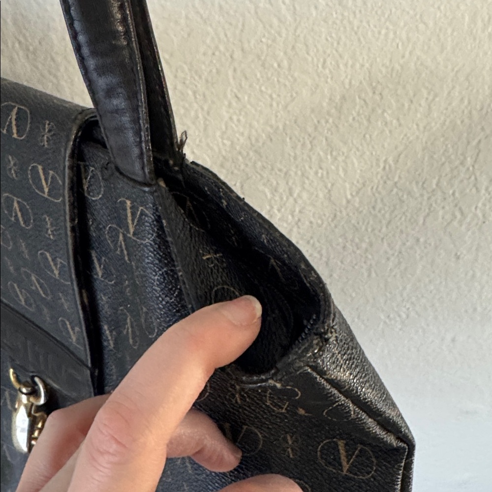 Valentino Vintage Tote - Picture 5 of 16